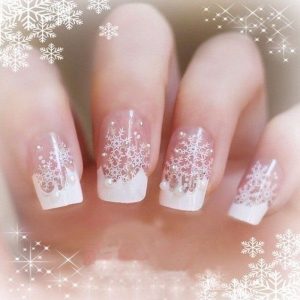 nail art flocon de neige blanc